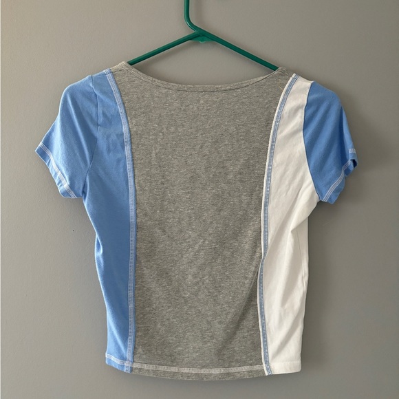 Cropped Patchwork Hollister Tee - Picture 3 of 3